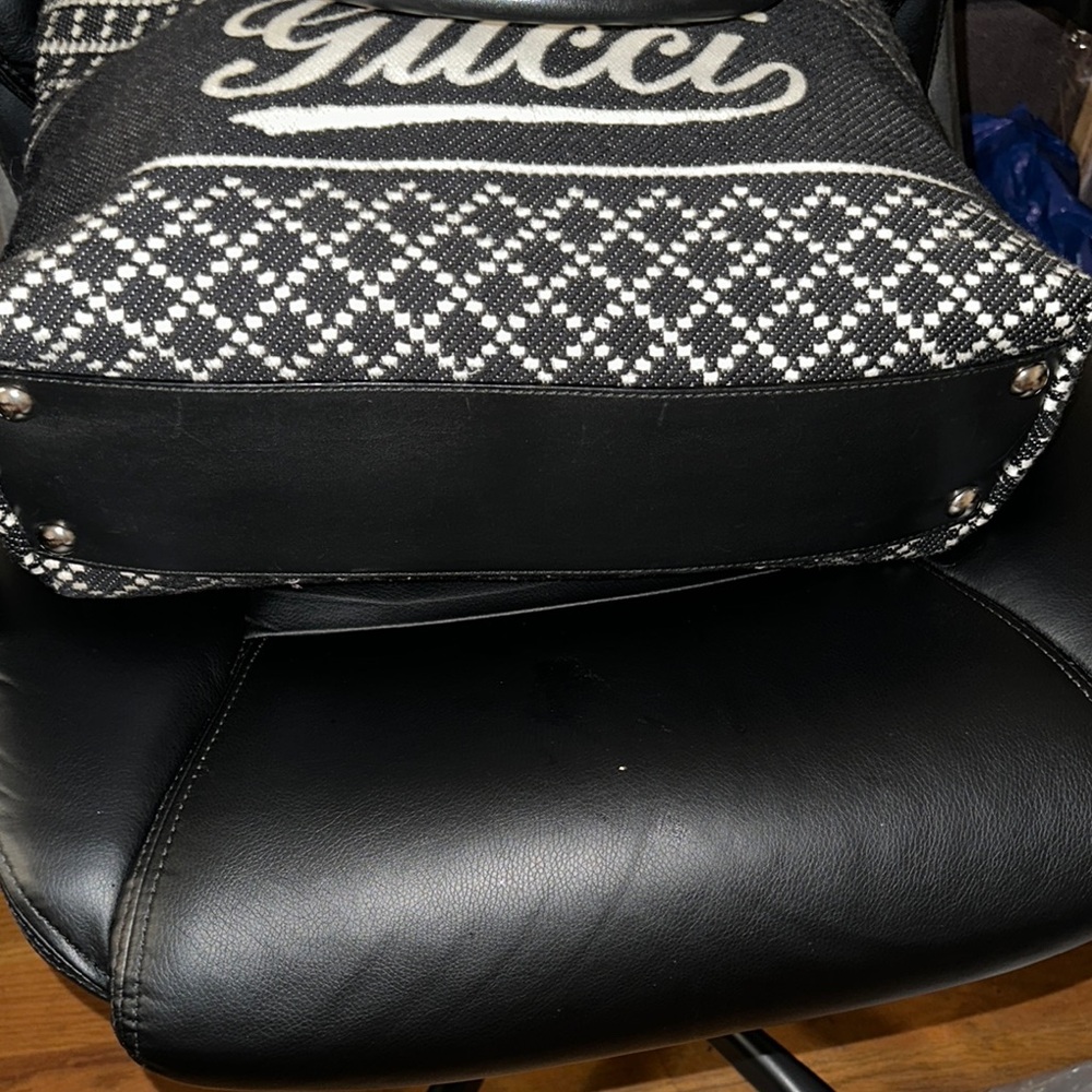 Gucci Monochrome Patterned Tote - Picture 3 of 8